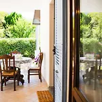 Lovely Cosy Villa, Jacuzzi, Nature Вилла *