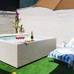 Lovely Cosy Villa, Jacuzzi, Nature Камайоре