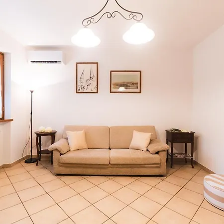 Lovely Cosy Villa, Jacuzzi, Nature Vila Camaiore