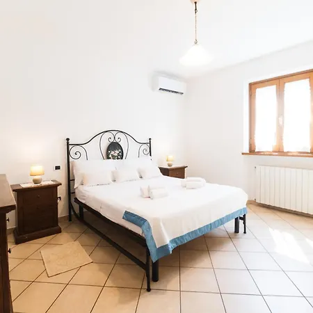 Vila Lovely Cosy Villa, Jacuzzi, Nature