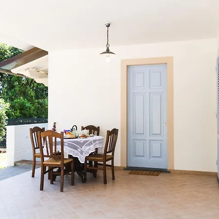 Lovely Cosy Villa, Jacuzzi, Nature Villa *