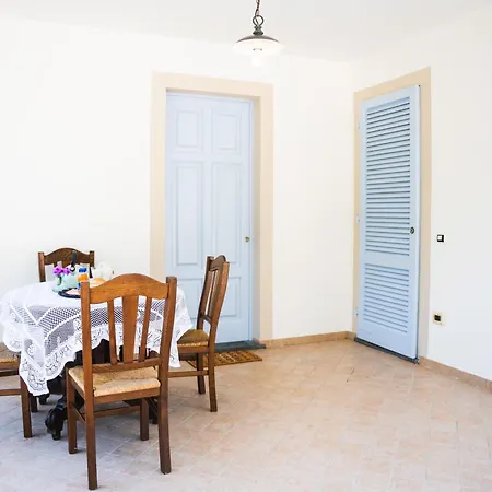 Lovely Cosy Villa, Jacuzzi, Nature Villa *